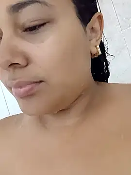 CataleyaRoselle online show from January 12, 2026, 11:20 pm