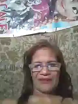 Petite elise online show from January 18, 2026, 2:20 pm