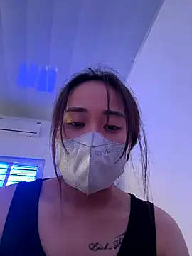 NinaBaby22 online show from December 18, 2025, 7:24 am