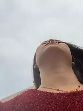 ella-ys online show from January 17, 2026, 7:34 am