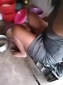 Snapshot of captainofgirl chatting on February 15, 2026, 10:25 am captainofgirl online show from February 15, 2026, 10:25 am