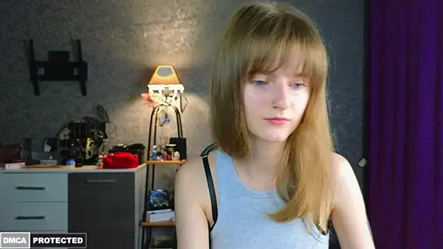 Miss Alisa  online show from July 4, 2026, 6:01 pm