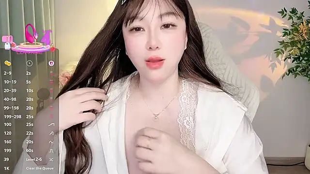 Snapshot of dollar-188 chatting on December 19, 2025, 10:39 am dollar-188 online show from December 19, 2025, 10:39 am