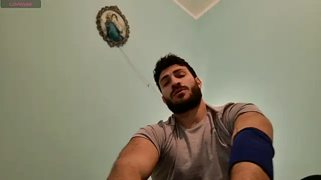 Snapshot of mark_ariete chatting on April 2, 2026, 9:21 pm mark ariete online show from April 2, 2026, 9:21 pm