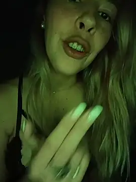 Snapshot of Zairablon chatting on February 20, 2026, 12:07 am Zairablon online show from February 20, 2026, 12:07 am