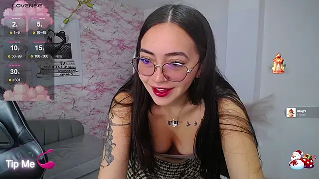 Snapshot of miss_andreaa_t chatting on December 22, 2025, 12:27 pm miss andreaa t online show from December 22, 2025, 12:27 pm