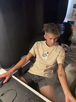 jhaycobXgarcia online show from February 2, 2026, 9:03 pm