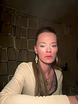 Snapshot of vinique99 chatting on January 13, 2026, 8:24 pm vinique99 online show from January 13, 2026, 8:24 pm