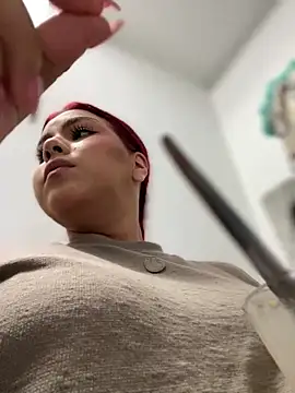 Snapshot of Zarahs_Blare1 chatting on January 18, 2026, 11:19 pm Zarahs Blare1 online show from January 18, 2026, 11:19 pm