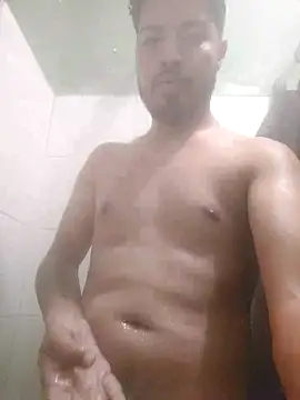 Painy10 online show from December 14, 2025, 2:51 am