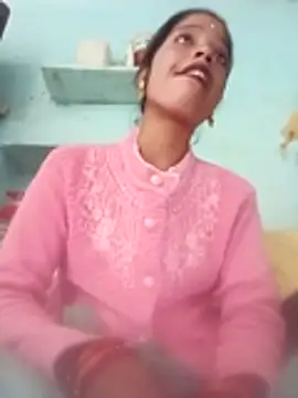 Snapshot of Juli_pande chatting on January 12, 2026, 4:30 am Juli pande online show from January 12, 2026, 4:30 am