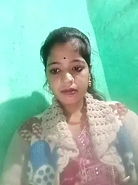 Snapshot of Juli_pande chatting on December 21, 2025, 2:35 am Juli pande online show from December 21, 2025, 2:35 am