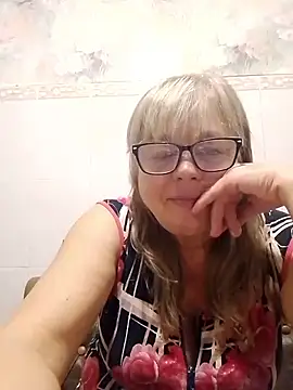 LinaLight88 online show from February 8, 2026, 10:51 pm