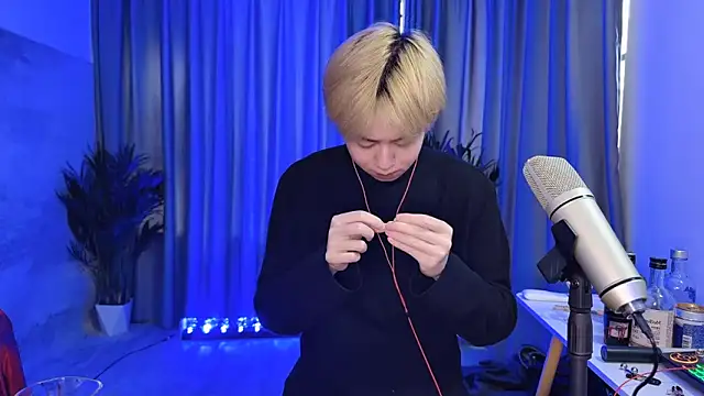 hafabva online show from March 27, 2026, 3:37 am