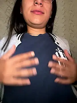 Val12777 online show from January 9, 2026, 12:23 pm