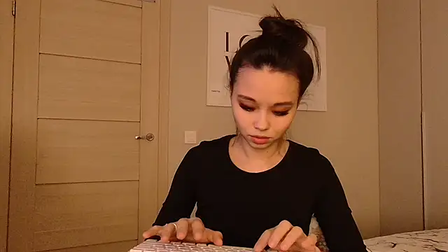 Snapshot of janeLoveSweetHeart chatting on February 6, 2026, 6:48 pm janeLoveSweetHeart online show from February 6, 2026, 6:48 pm