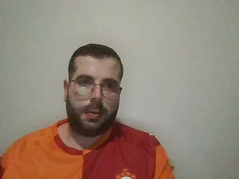 kkadam1 online show from April 20, 2026, 3:02 pm