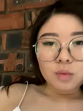 Sarah2127 online show from January 7, 2026, 1:38 pm