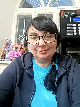 Snapshot of MariSwan222 chatting on June 1, 2026, 6:07 pm MariSwan222 online show from June 1, 2026, 6:07 pm