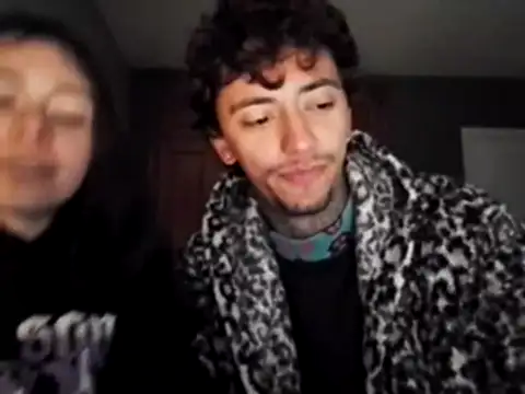 sorbetedeframbuesa68 online show from February 2, 2026, 9:03 pm