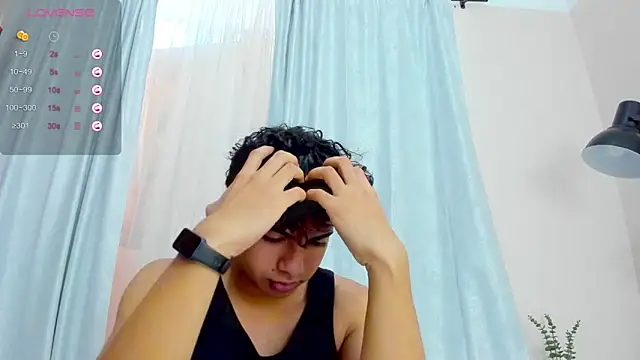 Snapshot of cherry_blossom77 chatting on January 7, 2026, 12:32 pm cherry blossom77 online show from January 7, 2026, 12:32 pm