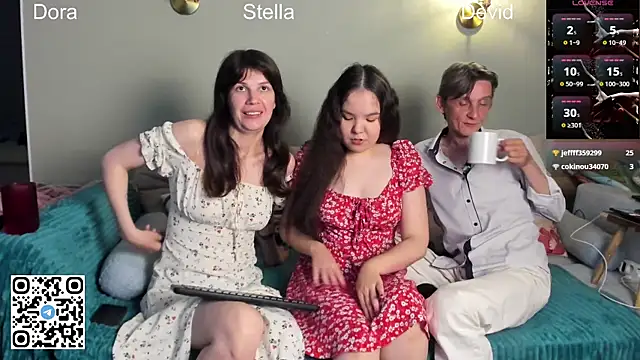 WeliosCouple online show from June 20, 2026, 7:13 am