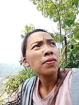 Andrea-688 online show from April 8, 2026, 7:43 am