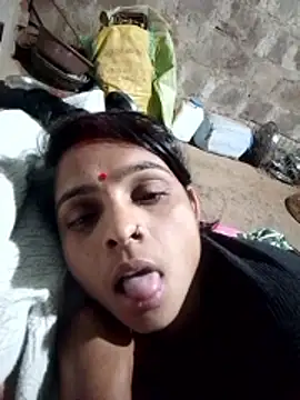 Snapshot of Rinki_malhotra chatting on February 3, 2026, 8:25 pm Rinki malhotra online show from February 3, 2026, 8:25 pm