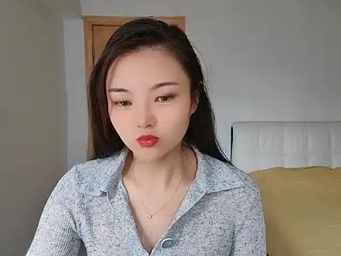 ViVian-Li online show from December 19, 2025, 5:54 am