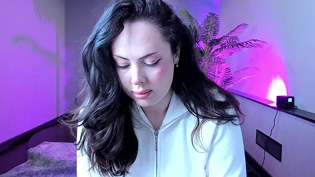 AlbaLimory online show from April 3, 2026, 1:06 pm