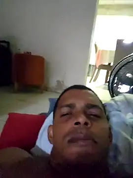 marreta240675 online show from March 1, 2026, 11:54 am