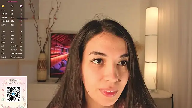 EmmyNoel online show from June 2, 2026, 7:14 pm