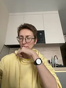 Snapshot of Sensual_Flower chatting on February 5, 2026, 6:20 am Sensual Flower online show from February 5, 2026, 6:20 am