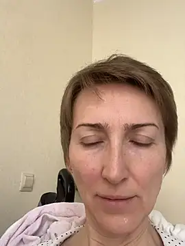 Sensual Flower online show from March 11, 2026, 8:08 am