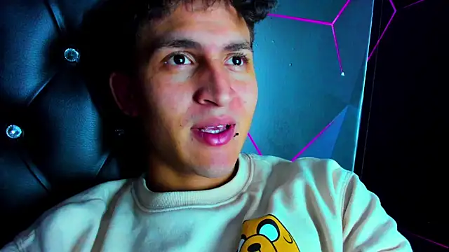 Ethan Waalker online show from February 15, 2026, 10:41 pm