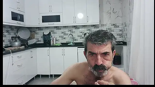 Snapshot of kobra21turki chatting on July 14, 2026, 9:32 pm kobra21turki online show from July 14, 2026, 9:32 pm