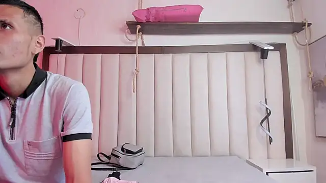 Ela Sammy online show from February 12, 2026, 7:24 pm