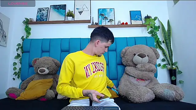 boy Dirty X online show from February 5, 2026, 4:19 am