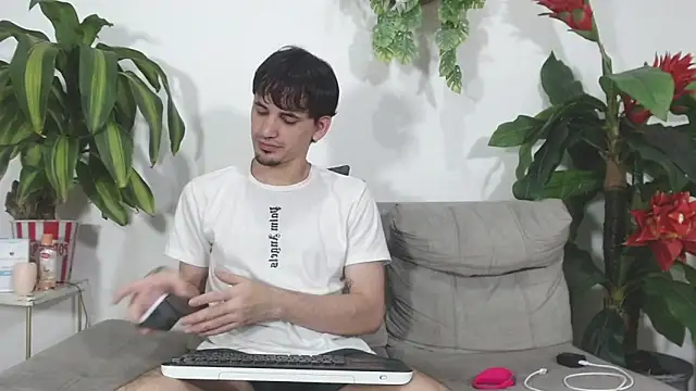 boy Dirty X online show from May 22, 2026, 5:16 am