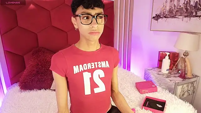 Owen JP online show from April 10, 2026, 3:02 am