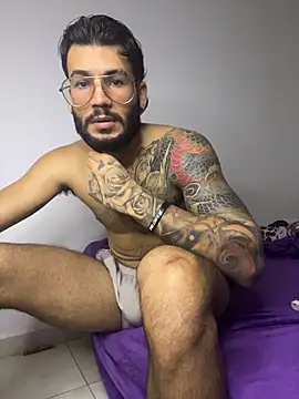 thedragonboyxxx online show from February 3, 2026, 6:22 am