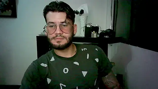 thedragonboyxxx online show from March 11, 2026, 3:55 am