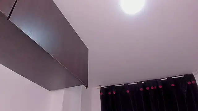 naughtysalomon   online show from February 21, 2026, 12:01 am