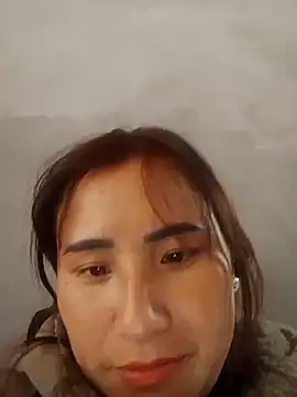 Belinda-686 online show from December 18, 2025, 2:38 am