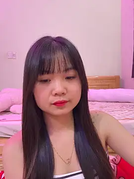 Snapshot of ___KARA___ chatting on February 12, 2026, 12:32 am KARA online show from February 12, 2026, 12:32 am