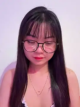 Snapshot of ___KARA___ chatting on January 17, 2026, 12:04 am KARA online show from January 17, 2026, 12:04 am