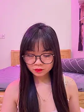 Snapshot of ___KARA___ chatting on February 28, 2026, 7:08 am KARA online show from February 28, 2026, 7:08 am