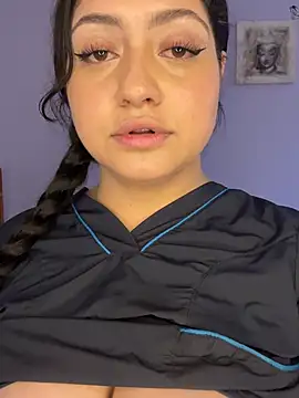 Amyy 1 online show from February 6, 2026, 9:44 pm