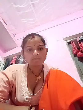 Snapshot of Uma_pande chatting on February 16, 2026, 3:10 pm Uma pande online show from February 16, 2026, 3:10 pm