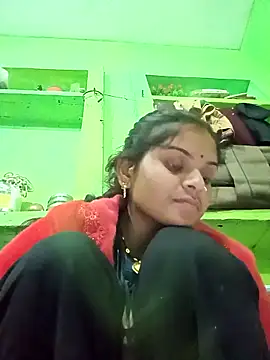 Snapshot of Uma_pande chatting on January 5, 2026, 5:27 pm Uma pande online show from January 5, 2026, 5:27 pm